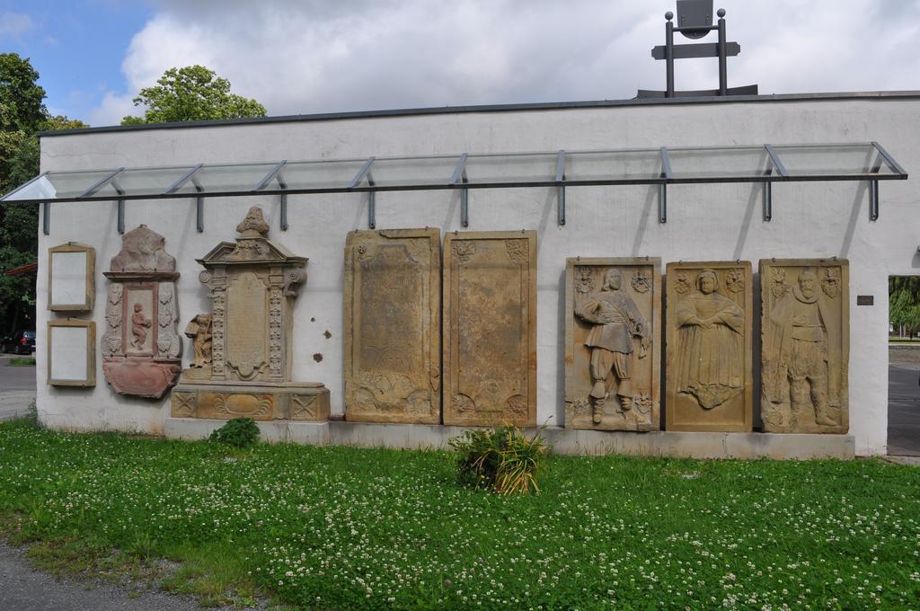Schlosshotel Am Hainich Behringen  Экстерьер фото